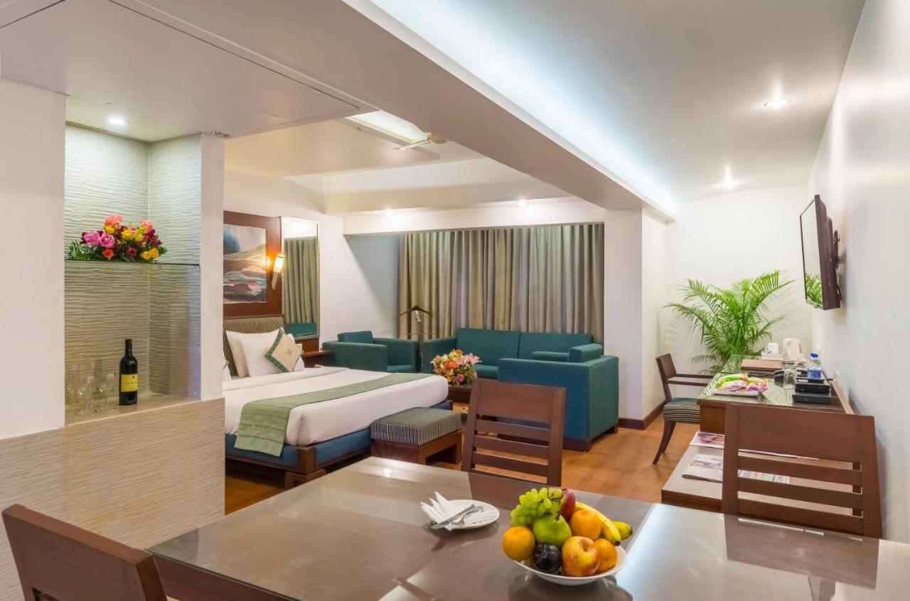 Hotel Hindusthan International, บูบันเนสชวาร์ ภายนอก รูปภาพ