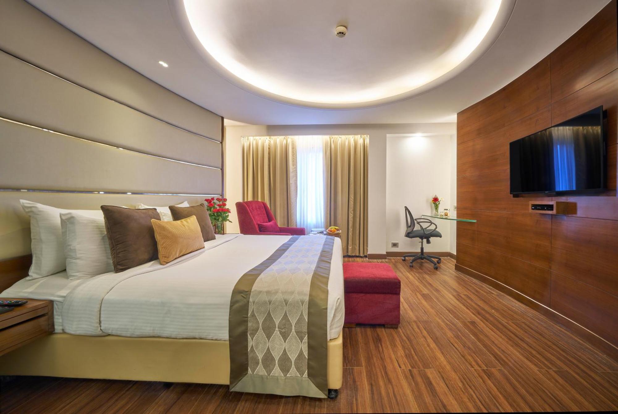 Hotel Hindusthan International, บูบันเนสชวาร์ ภายนอก รูปภาพ