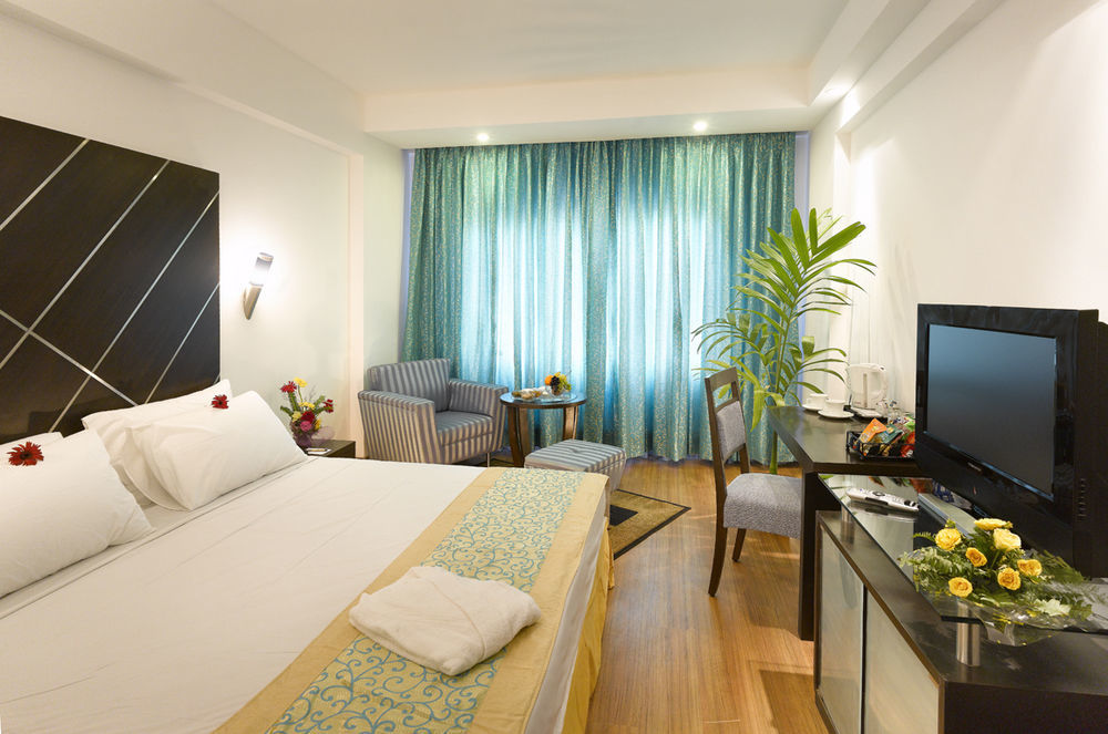 Hotel Hindusthan International, บูบันเนสชวาร์ ห้อง รูปภาพ