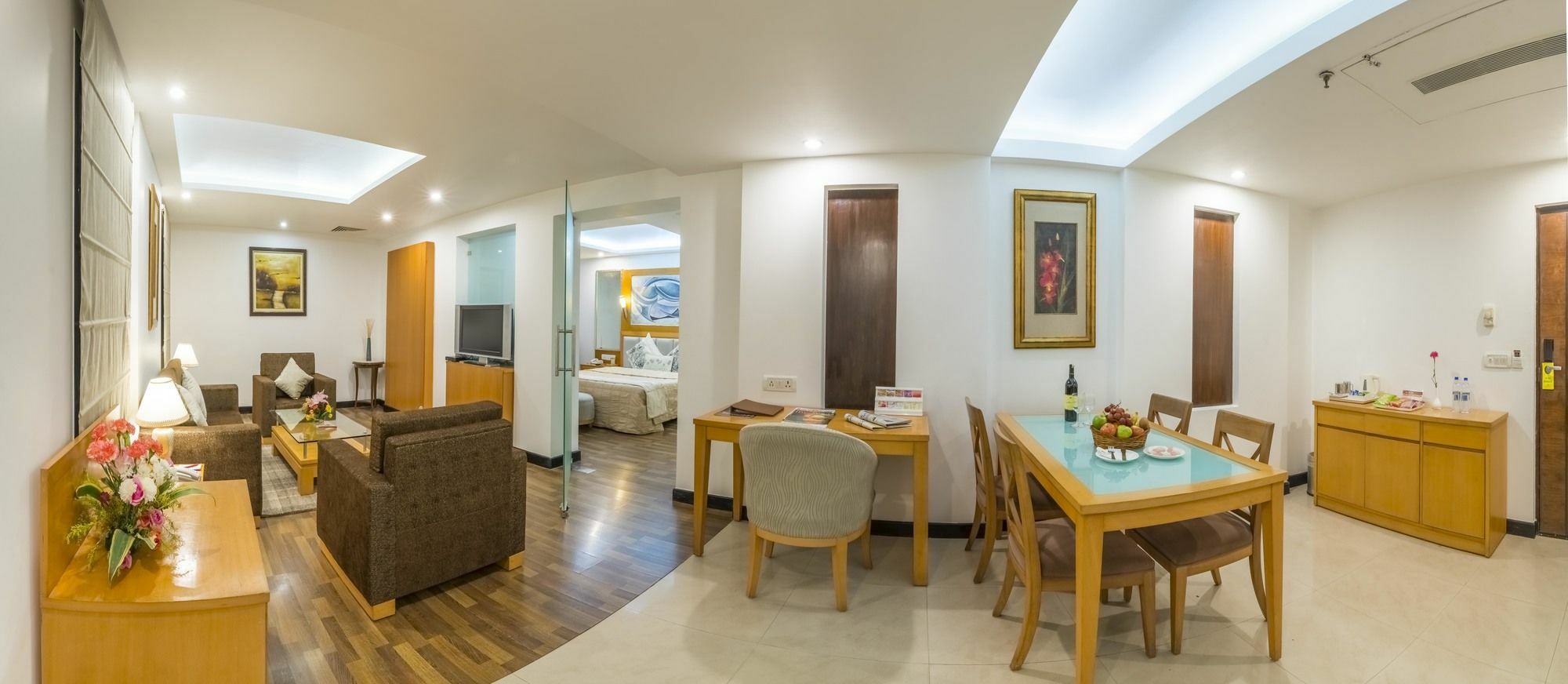 Hotel Hindusthan International, บูบันเนสชวาร์ ภายนอก รูปภาพ