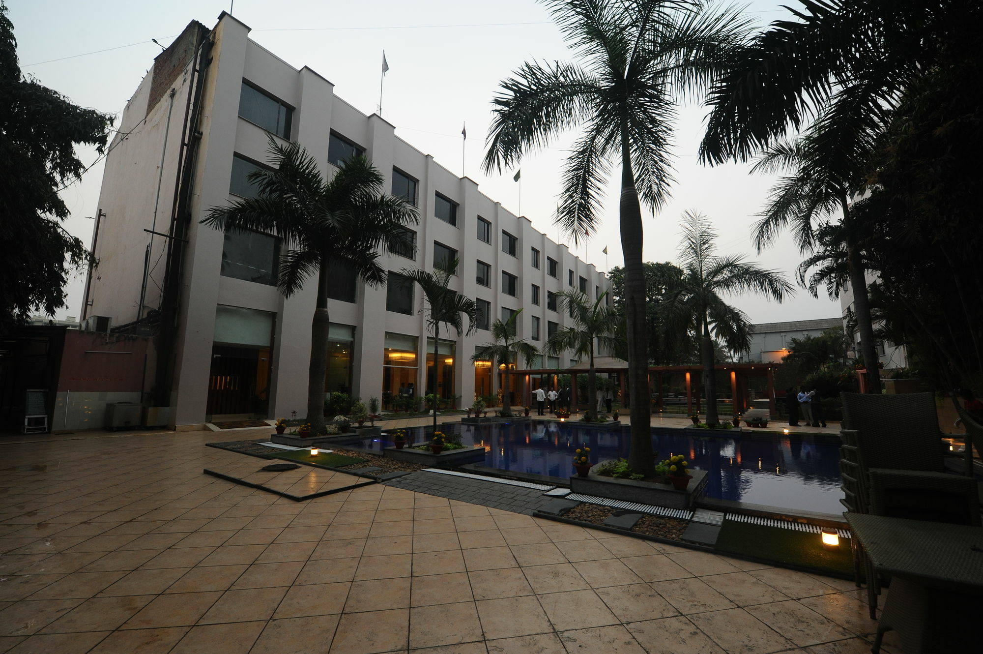Hotel Hindusthan International, บูบันเนสชวาร์ ภายนอก รูปภาพ